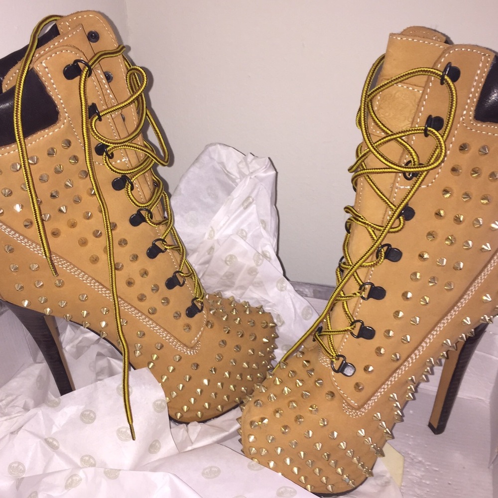 Authentic ZIGI Girl Boots